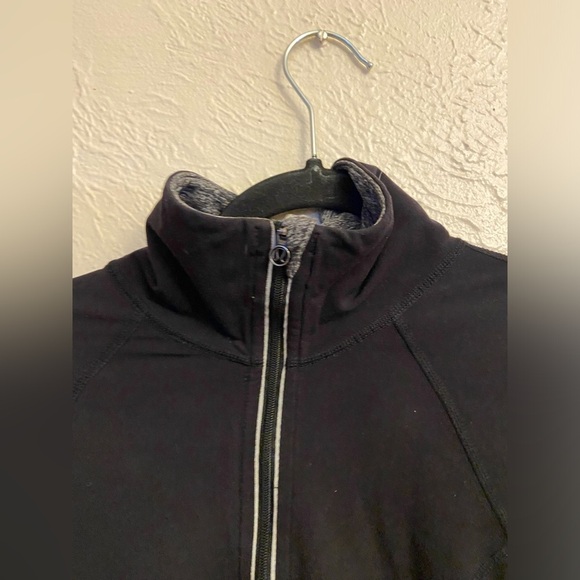 lululemon athletica Women's Sweater - Picture 6 of 11